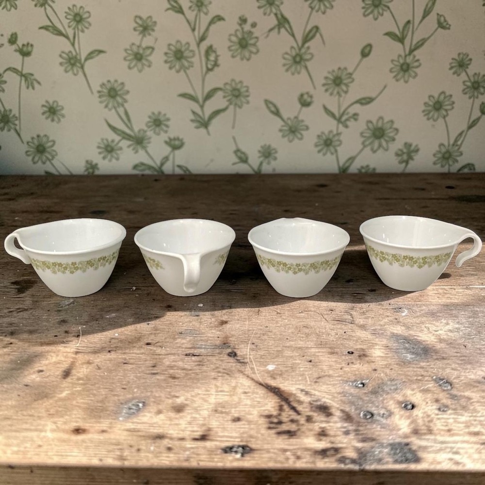 Corelle Crazy Daisy Spring Blossom Coffee Cups, Set of 4, Vtg Hook Handle Mugs
